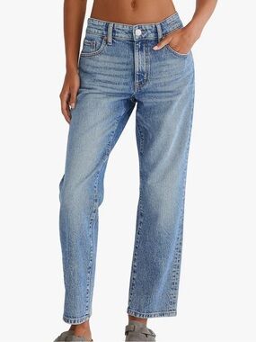 Aeropostale Mid Rise Straight Ankle Jean